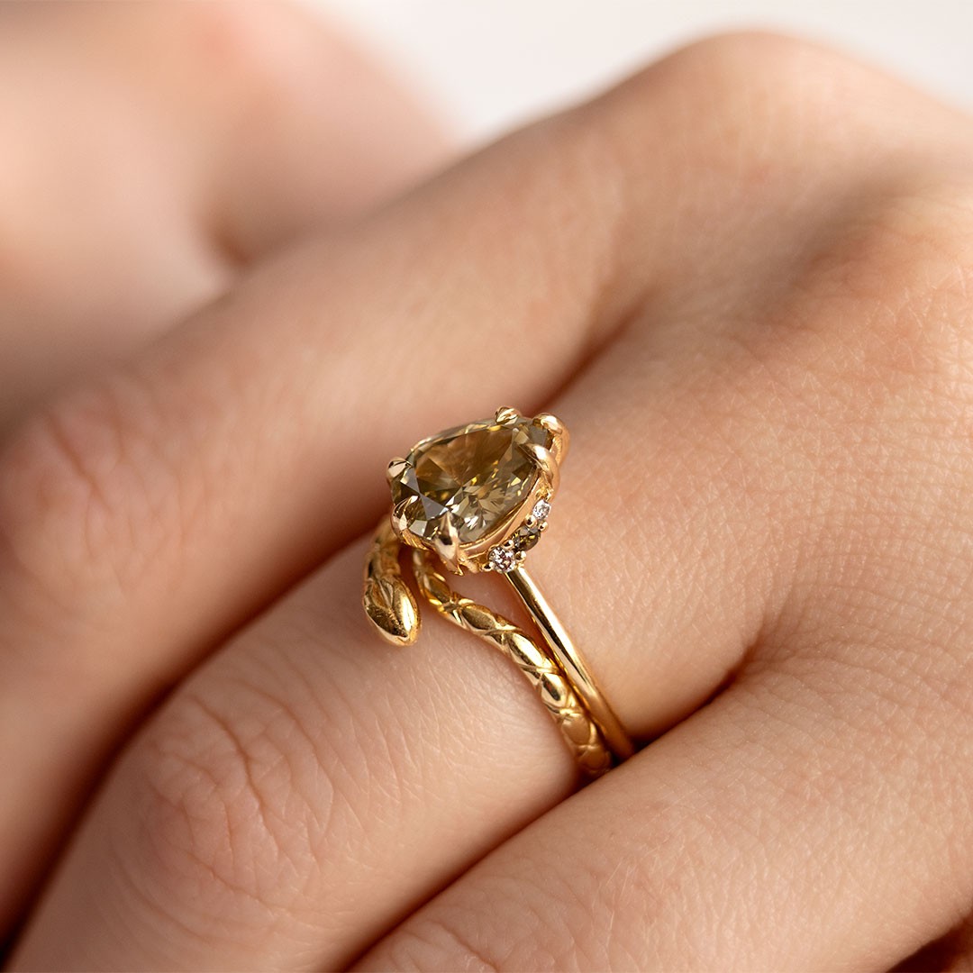 Daily Inspiration Meet Ava Schlesinger Voyage Austin